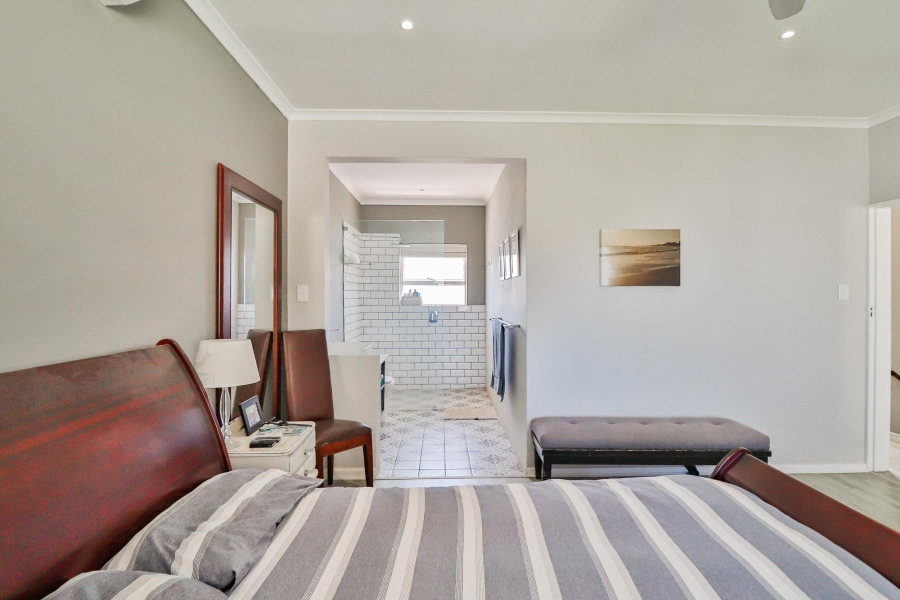 3 Bedroom Property for Sale in Summerstrand Eastern Cape